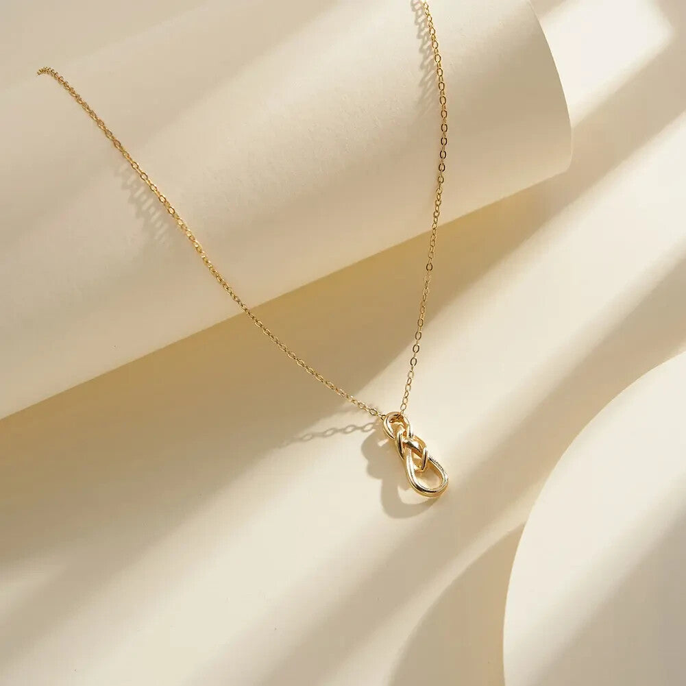 18K Gold Plated Infinity Symbol Celtic Knot Pendant Necklace for Women2