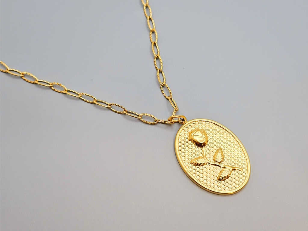 18K Gold Plated Stainless Steel Classic French Rose Oval Pendant Necklace0