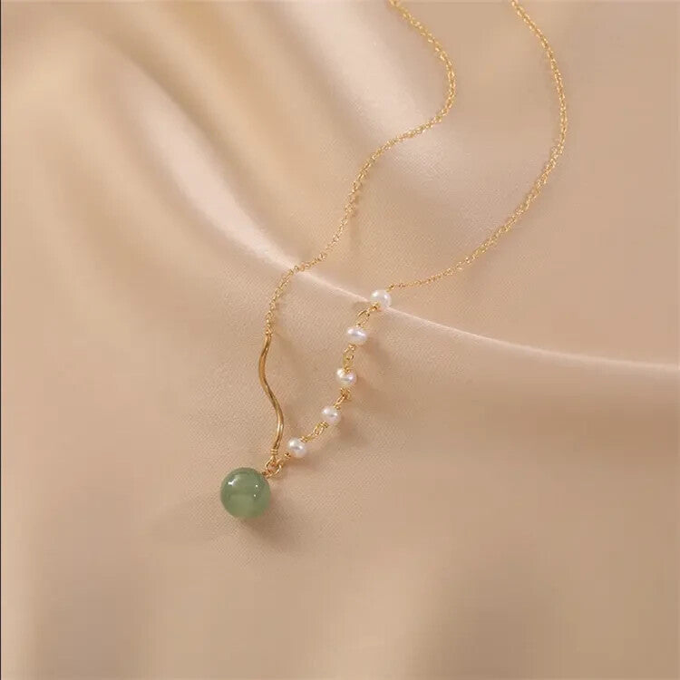 18K Gold Plated Curved Pearl and Light Green Jade Necklace for Women3