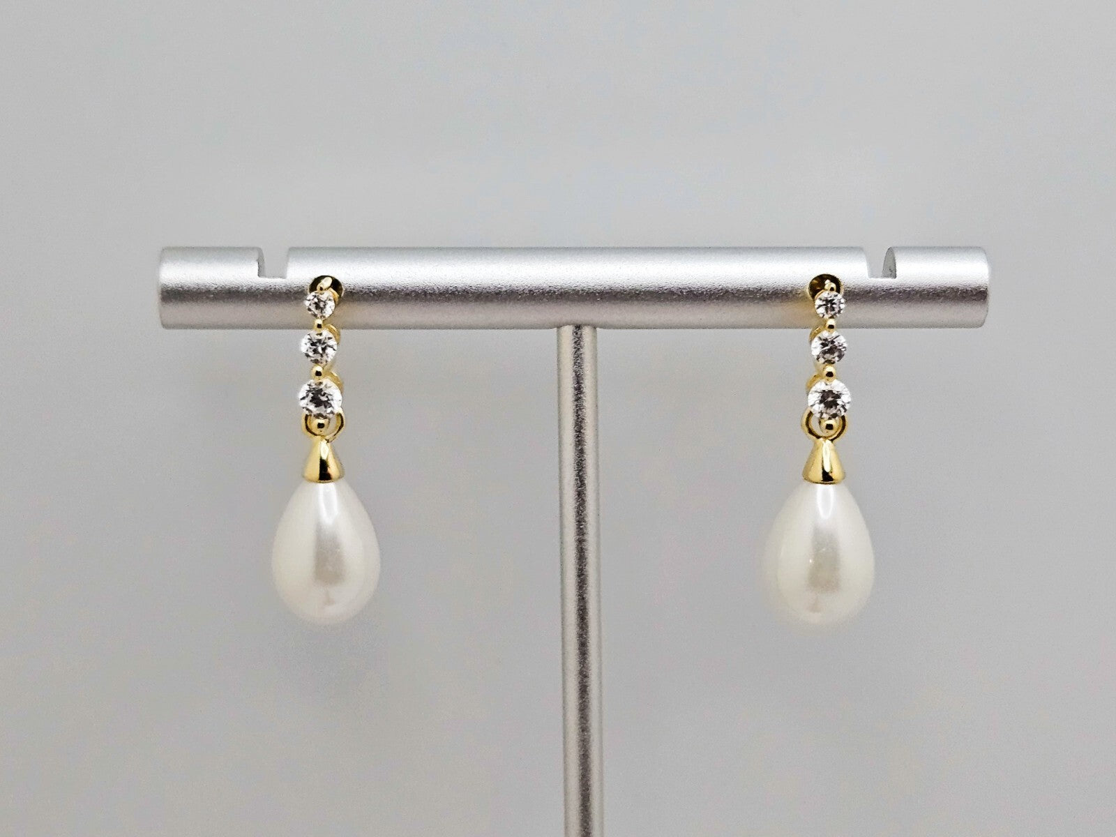 18K Gold Plated Cubic Zirconia Pearl Stud Drop, Elegant Earrings for Women2