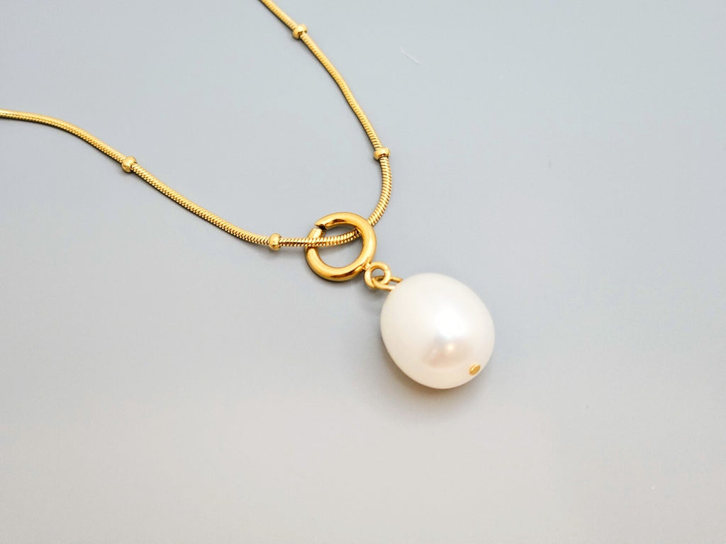 18K Gold Plated Stainless Steel Chain Necklace with Freshwater Pearl Pendant0