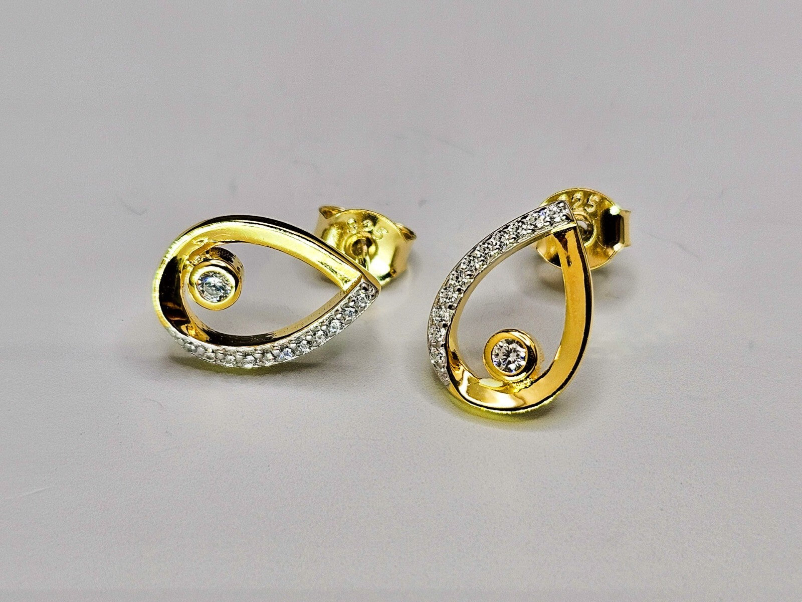 18K Gold Plated Design Tear Drop Stud Earrings for Women0