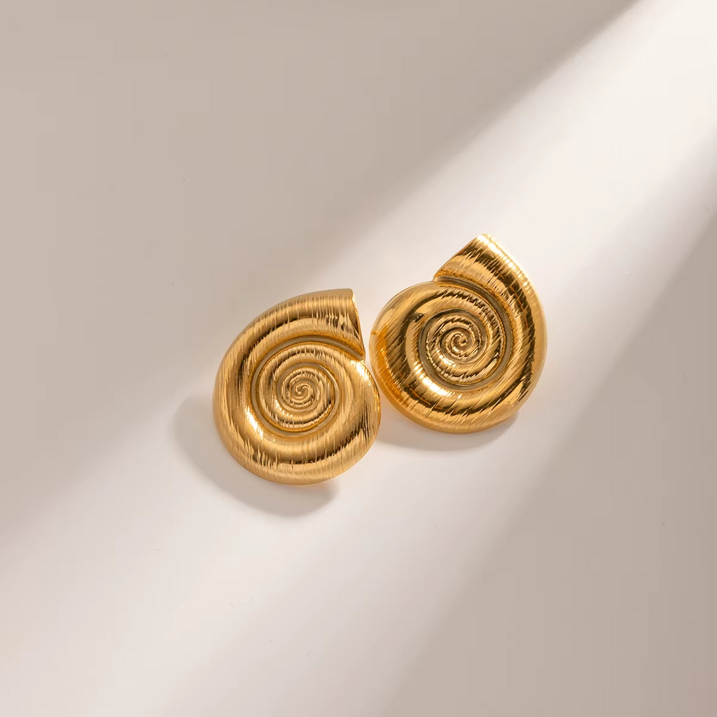 18K Gold Plated Stainless Steel Thick Conch Spiral Shaped Stud Earring for Women2