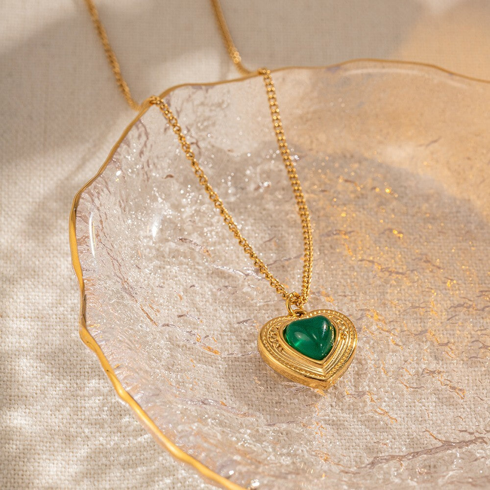 18K Gold Plated Stainless Steel Heart Pendant Necklace Emerald Color CZ1