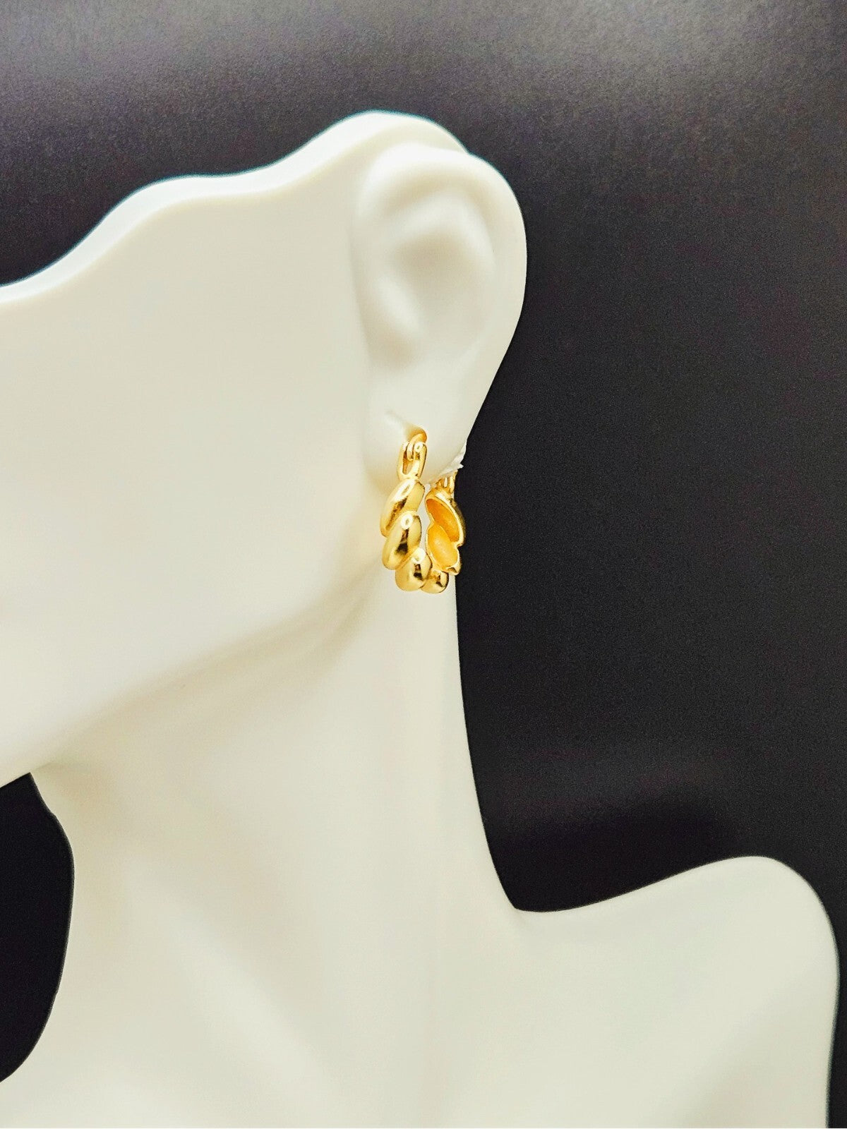 18K Gold Plated Croissant Design Hoop Earrings for Women4