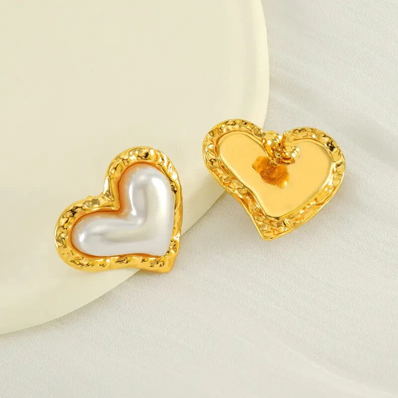 18K Gold Plated Stainless Steel Heart Stud Earrings with Artificial Pearl7