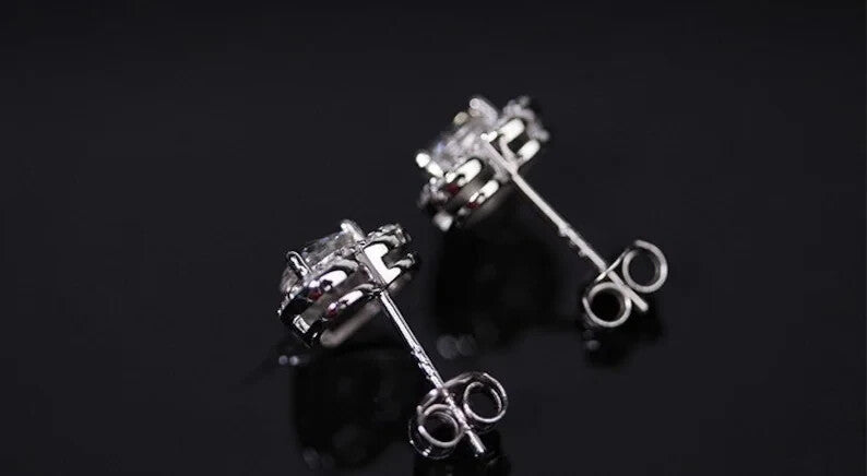 18k White Gold Plating Silver Sterling Moissanite Heart Stud Earrings5