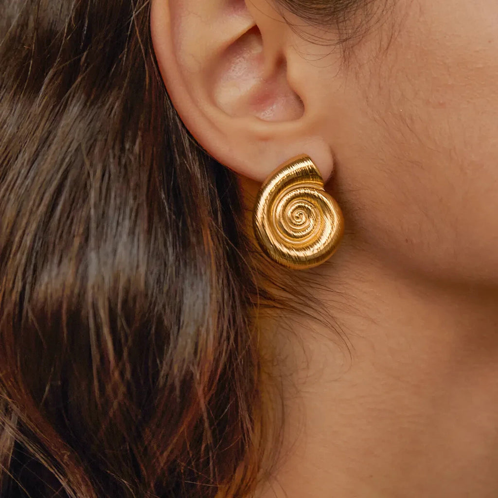 18K Gold Plated Stainless Steel Thick Conch Spiral Shaped Stud Earring for Women1