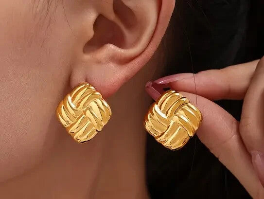 18K Gold Plated Square Stud Earrings Women Bold Woven Vintage Look 21mm0
