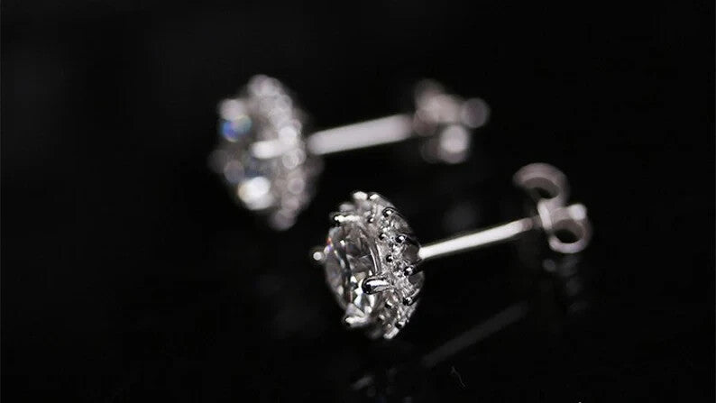 18k Gold Plated Moissanite Flower Stud Earrings for women3