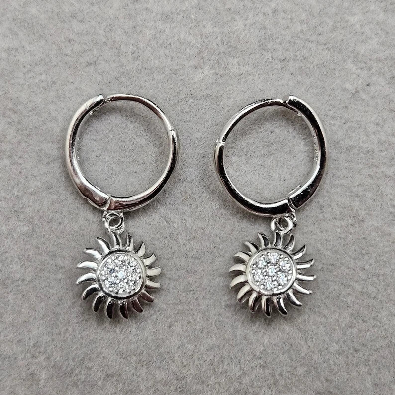 https://i.ebayimg.com/00/s/Nzk0WDc5NA==/z/eB0AAOSwx01k86lL/$_57.JPG