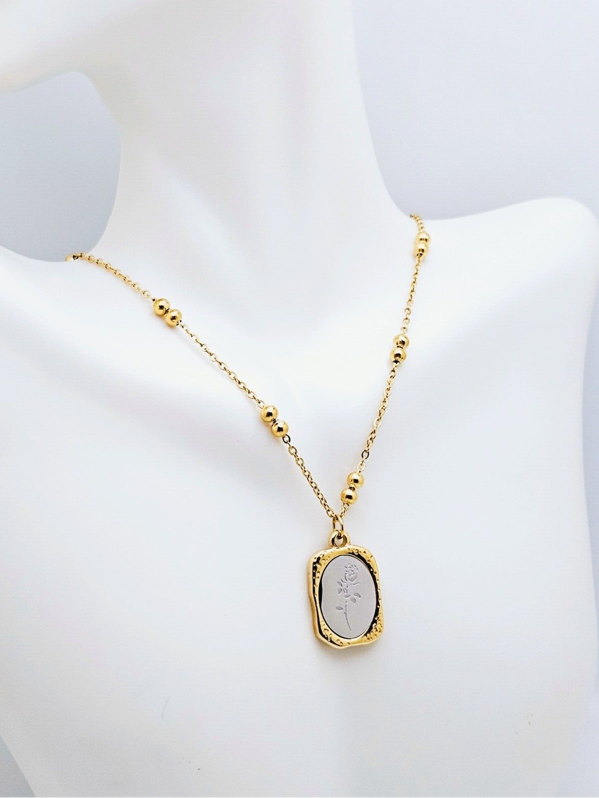 18k Gold Rose Square Necklace, Vintage Design, Stainless Steel, For Women3
