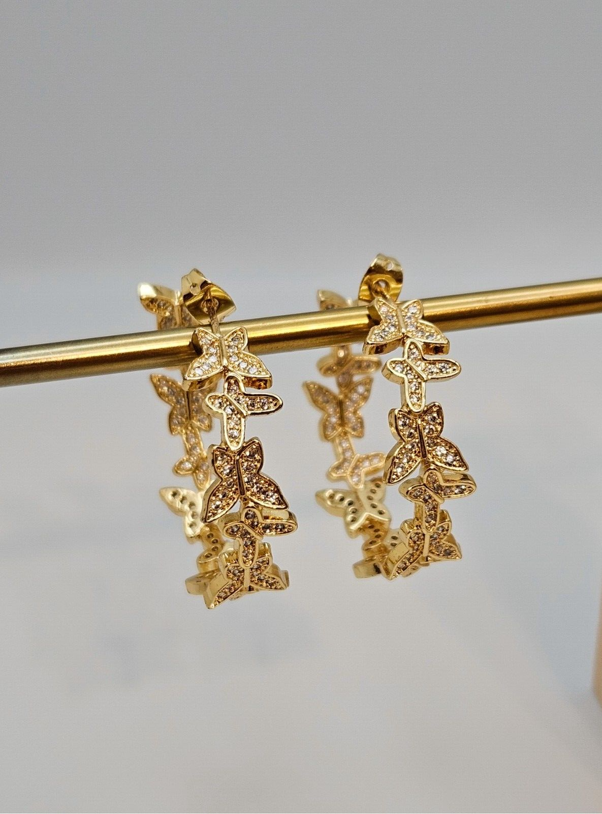 18k Gold Plated Butterfly Cubic Zirconia Hoop Earrings, Chunky Hoop for Women1