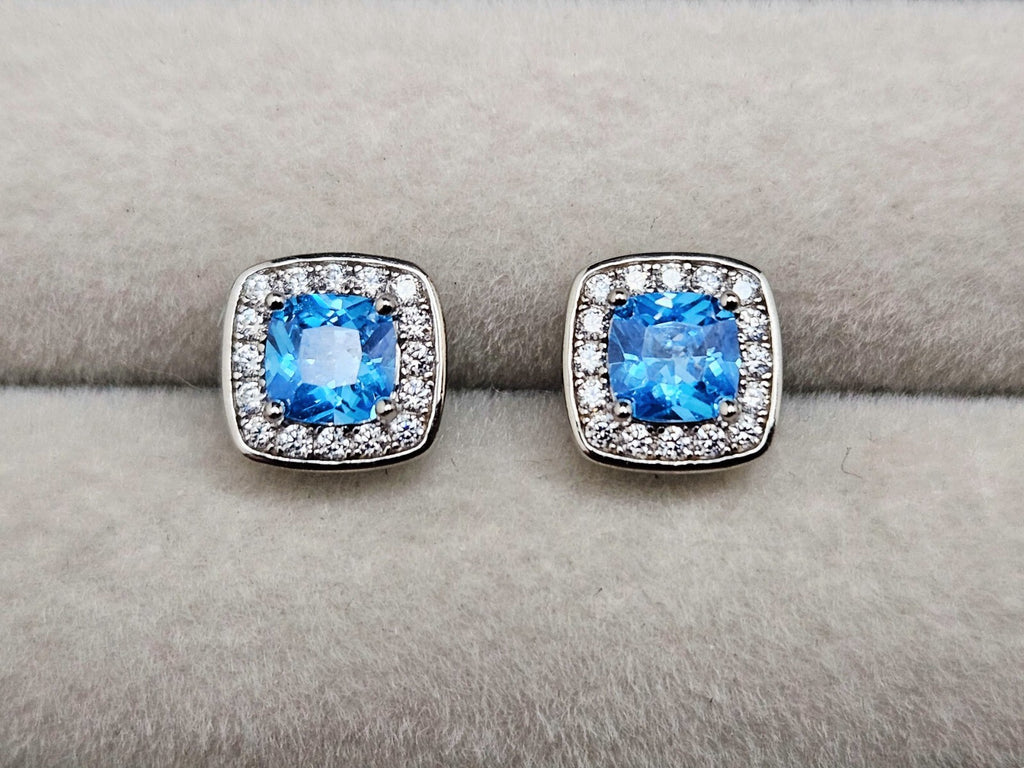 925 Sterling Silver Sparkling Blue Zircon Stud Earrings for Women1