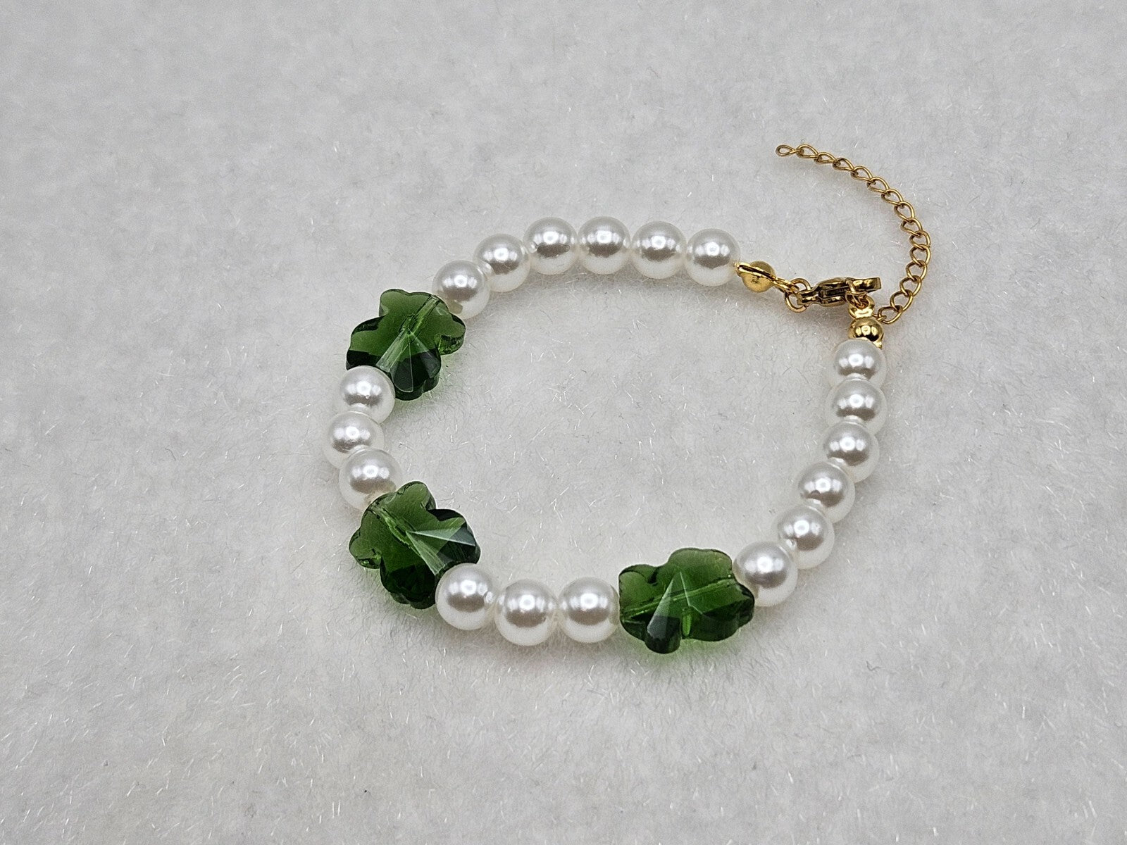 Green Flower Faux Pearl Bracelet for Women 18K Gold Plated Beaded Jewelry1