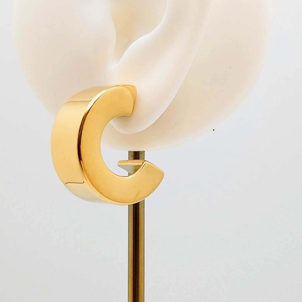 18K Gold Plated Chunky C-Shaped Hoop Earrings. Modern Style Jewelry for Women7