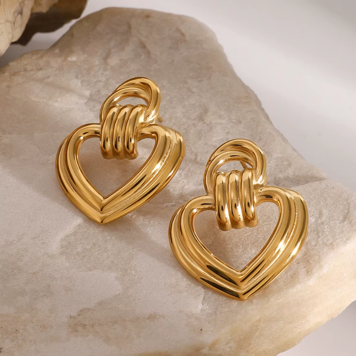 18k Gold Plated Stainless Steel Ribbed Heart-shaped Stud Earrings for Women1