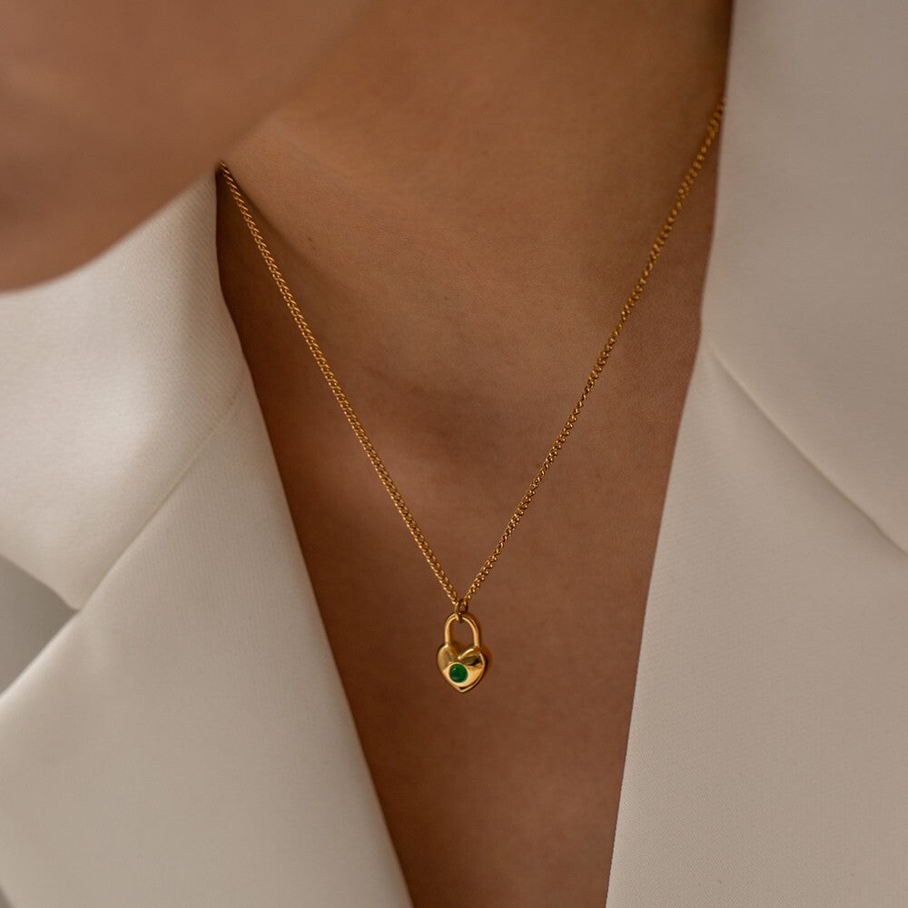 18K Gold Plated Stainless Steel Green Agate Heart Padlock Pendant Necklace5