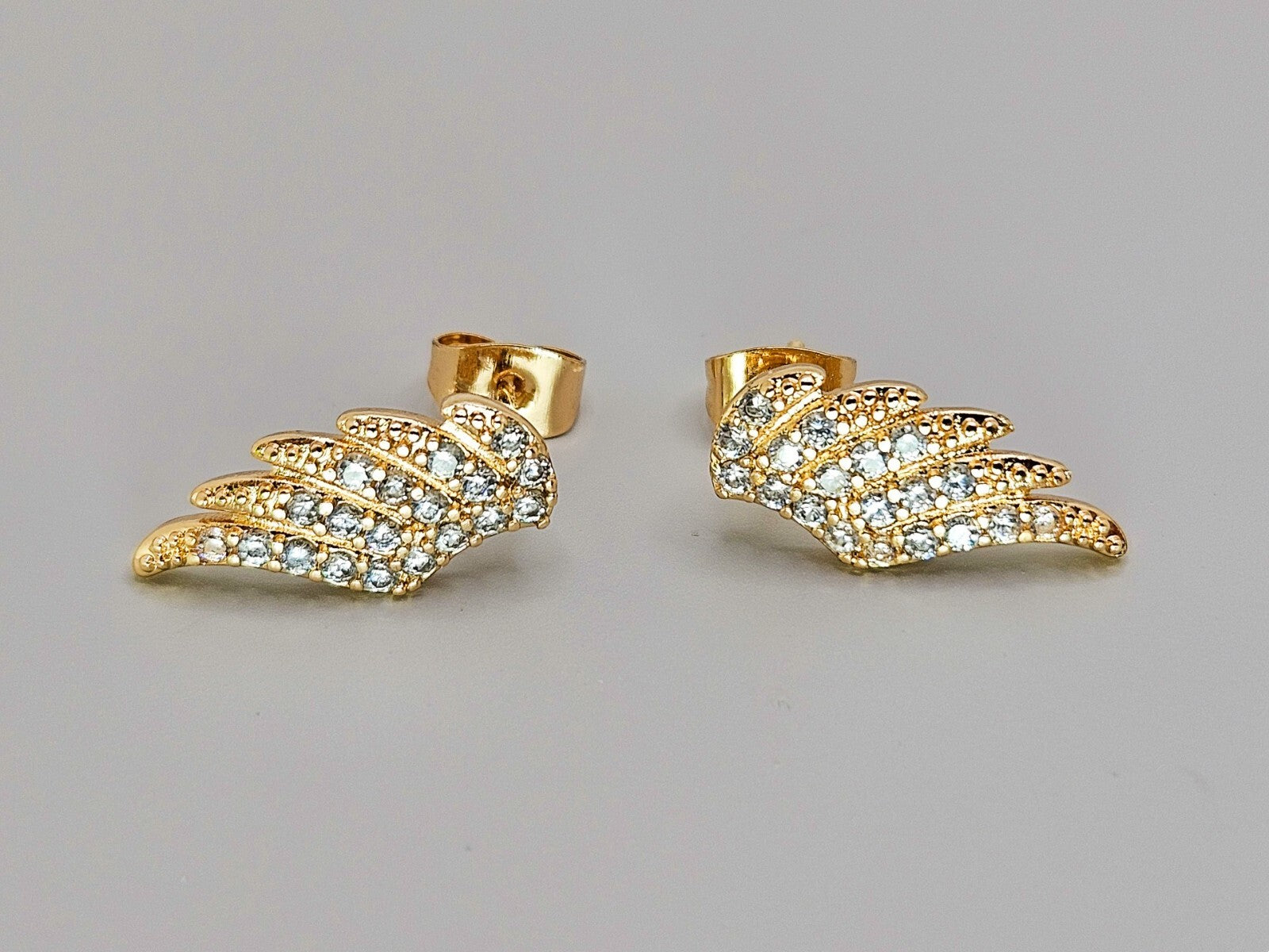 18k Gold Plated Beauty Angel Wing Stud Earrings with White Clear Cubic Zirconia0