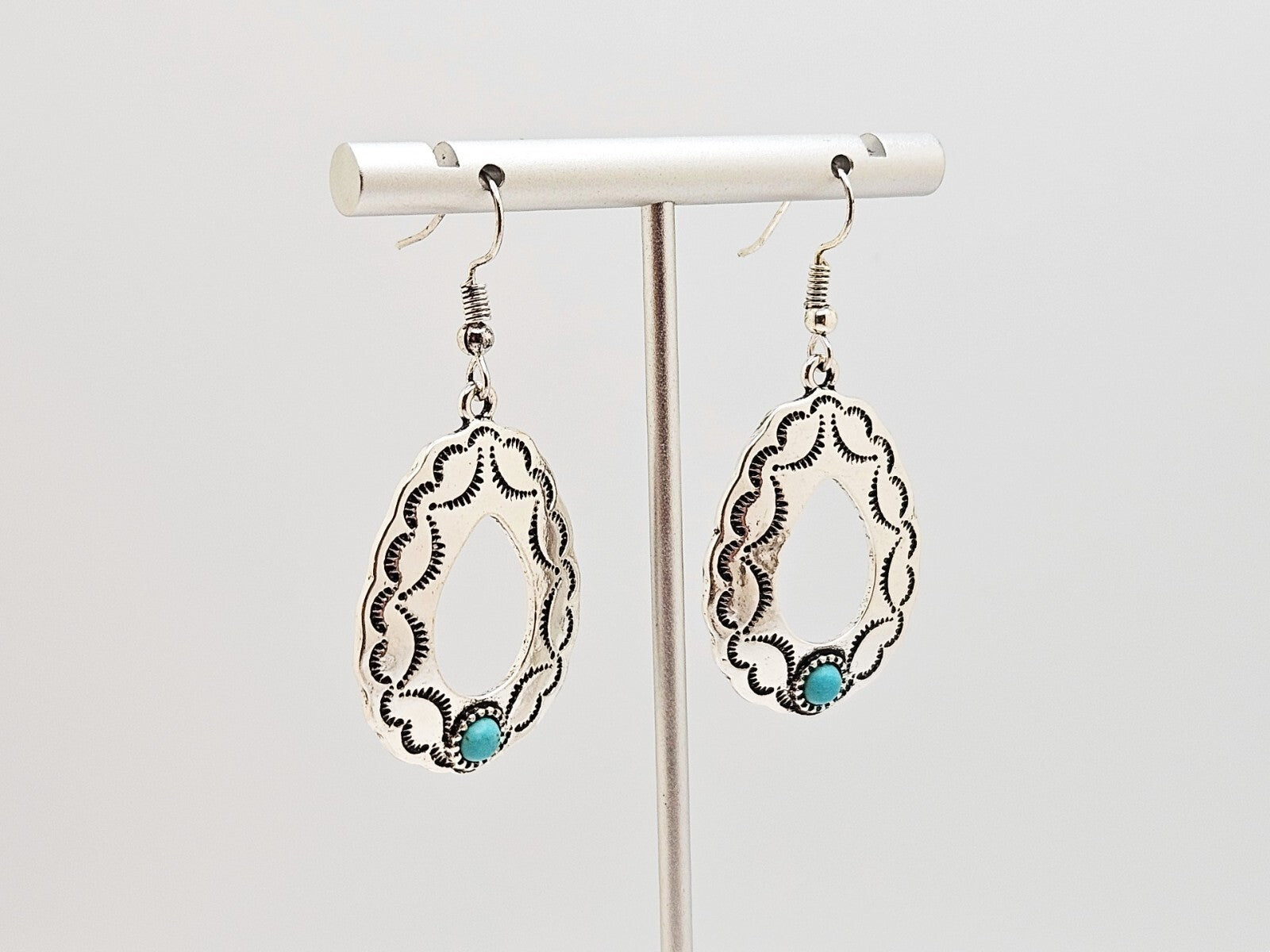Silver Plated Boho Chic Drop Earrings, Turquoise Statement Earrings for Women1
