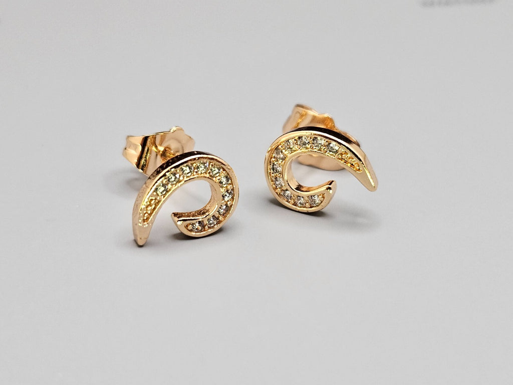 18k Gold Plated Brass Cubic Zirconia Modern Design Stud Earring0
