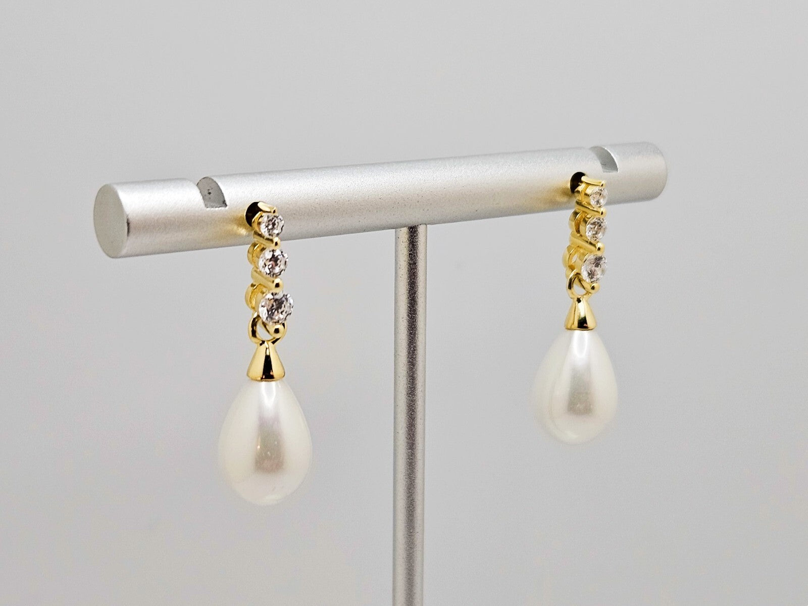 18K Gold Plated Cubic Zirconia Pearl Stud Drop, Elegant Earrings for Women3